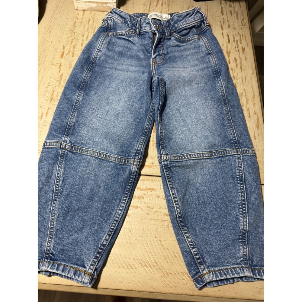 Abercrombie Kids High Rise Balloon Jeans Medium Wash Denim Sz 5/6 Regular
